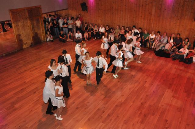 min 2010 10 10 station danse 100